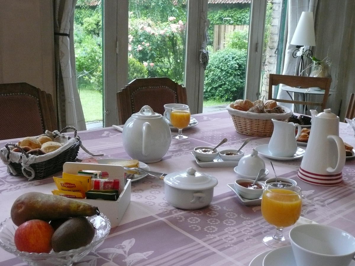 Manoir De Bois En Ardres Ngoại thất bức ảnh