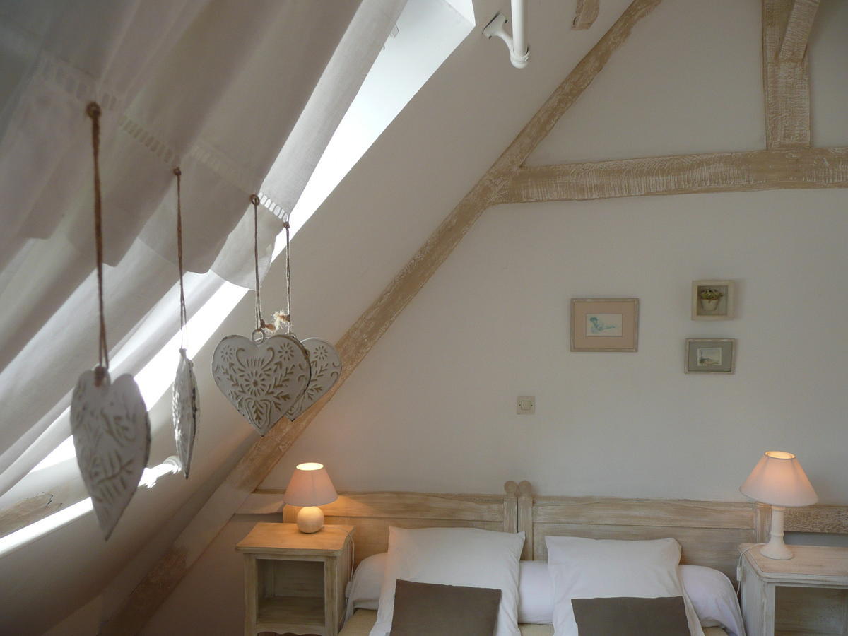 Manoir De Bois En Ardres Phòng bức ảnh